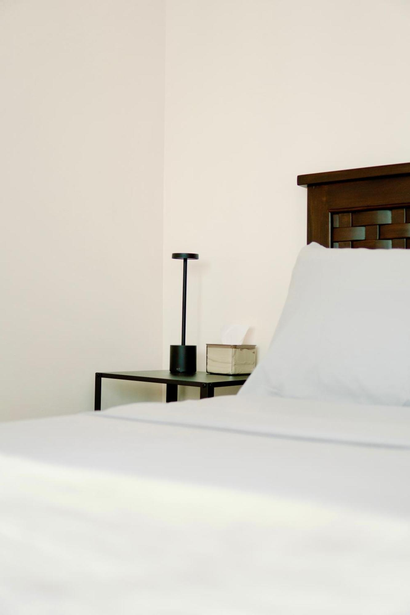 Spacious 2Br At Soma Bgc Near Sm Aura And Bonifacio High Street 마닐라 외부 사진