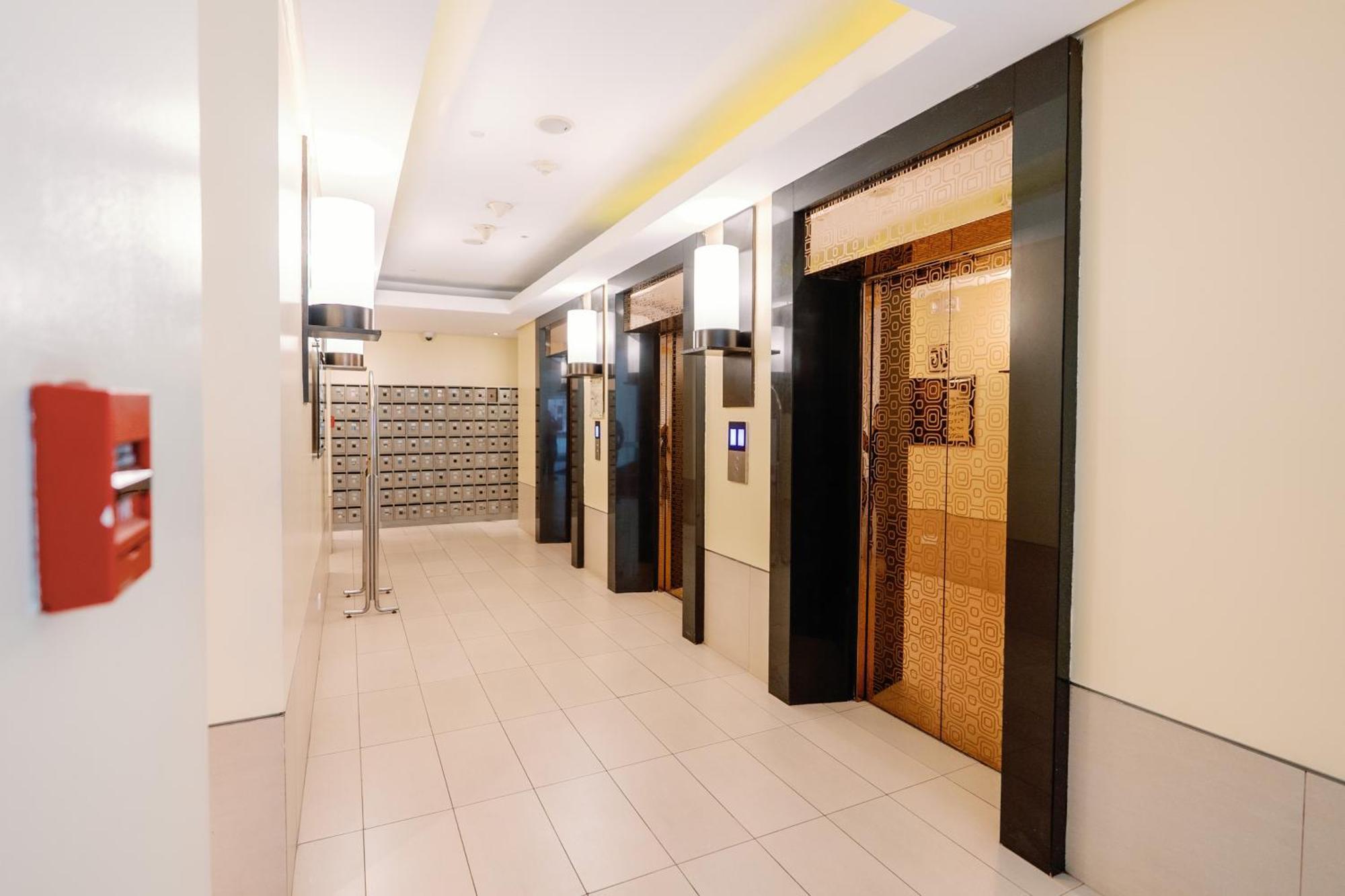 Spacious 2Br At Soma Bgc Near Sm Aura And Bonifacio High Street 마닐라 외부 사진